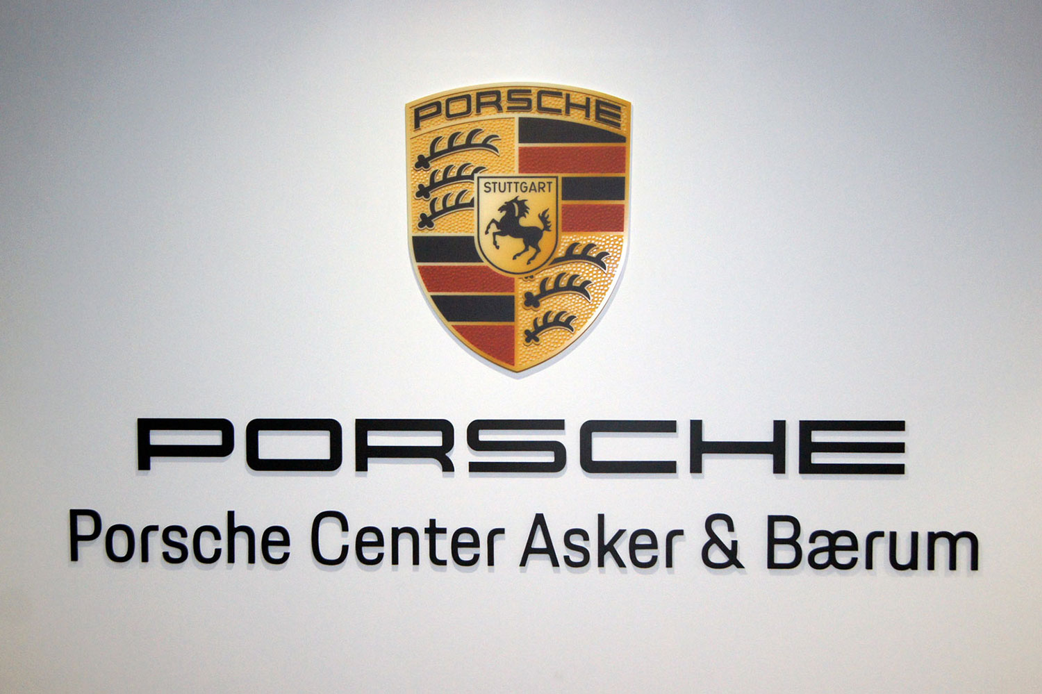 Porsche skilt